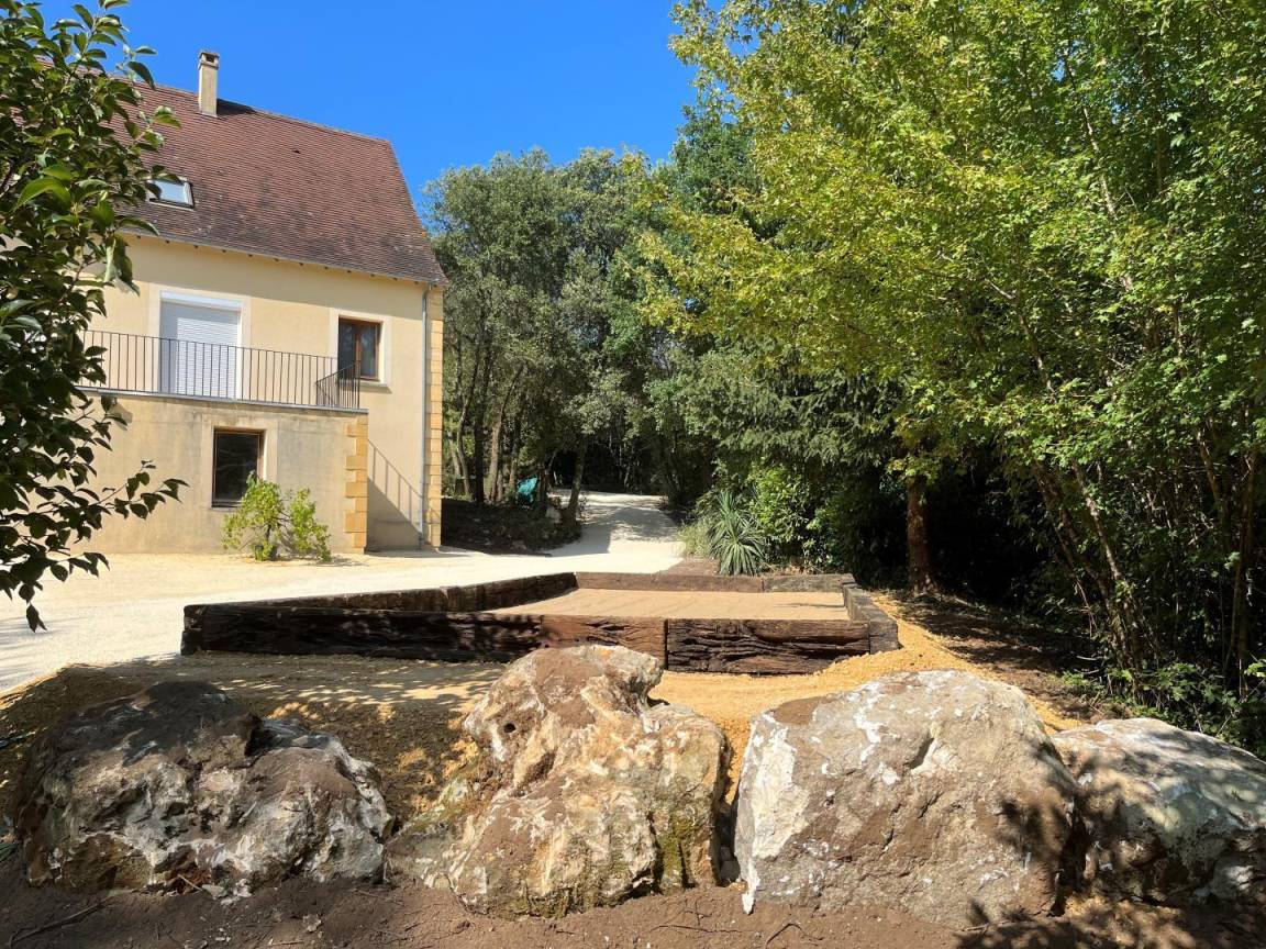 150 M² Gîte ∙ 3 Schlafzimmer ∙ 8 Gäste - Périgord