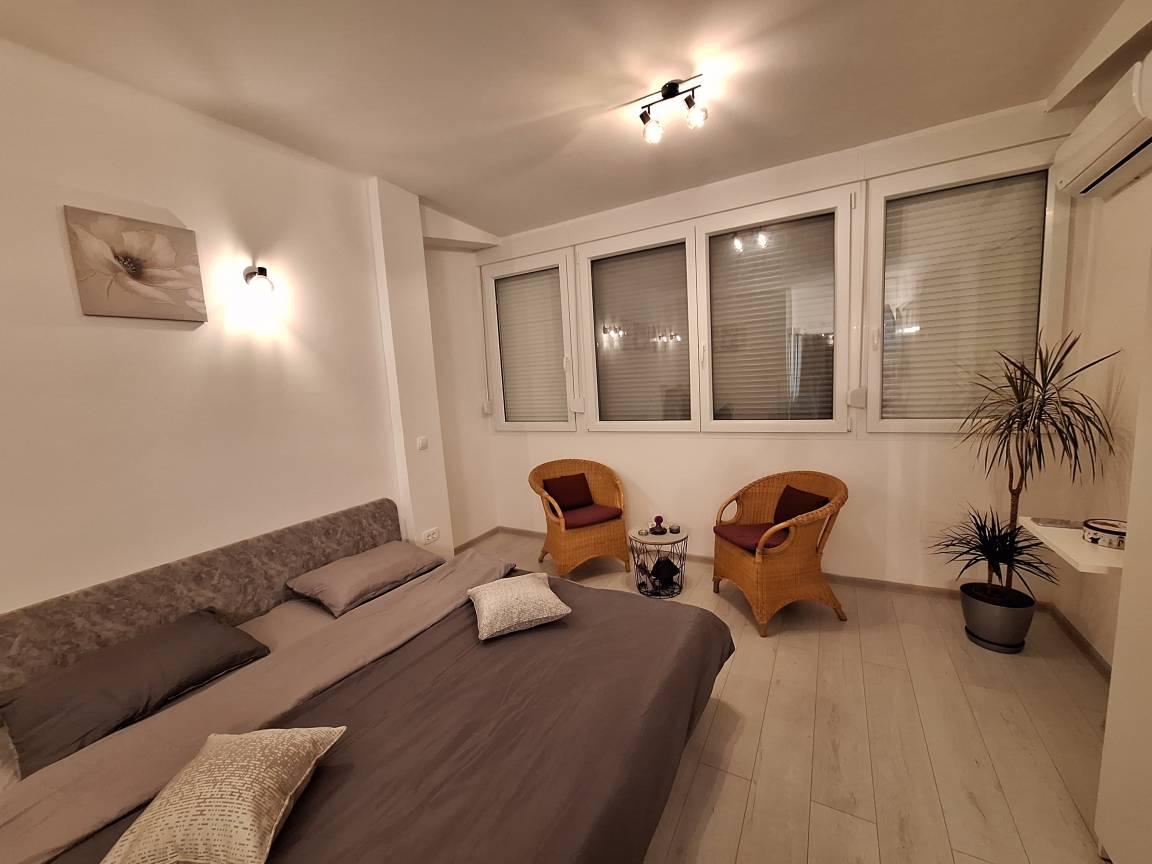 25 M² Studio Flat ∙ 1 Bedroom ∙ 3 Guests - Ploče