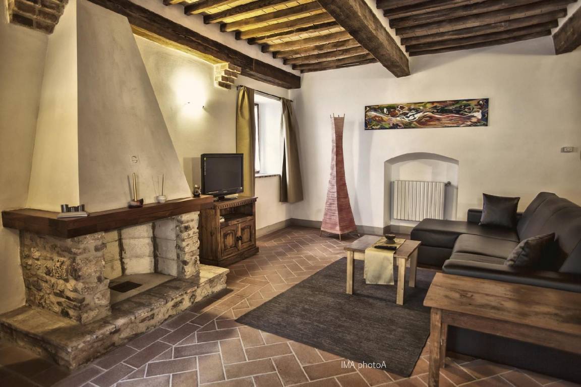 145 M² Ferienwohnung ∙ 2 Schlafzimmer ∙ 8 Gäste - Massa Marittima