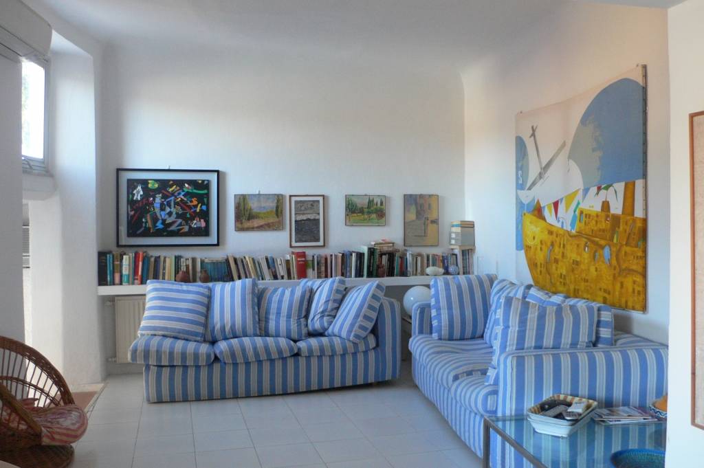 250 M² Villa ∙ 4 Bedrooms ∙ 10 Guests - Lerici