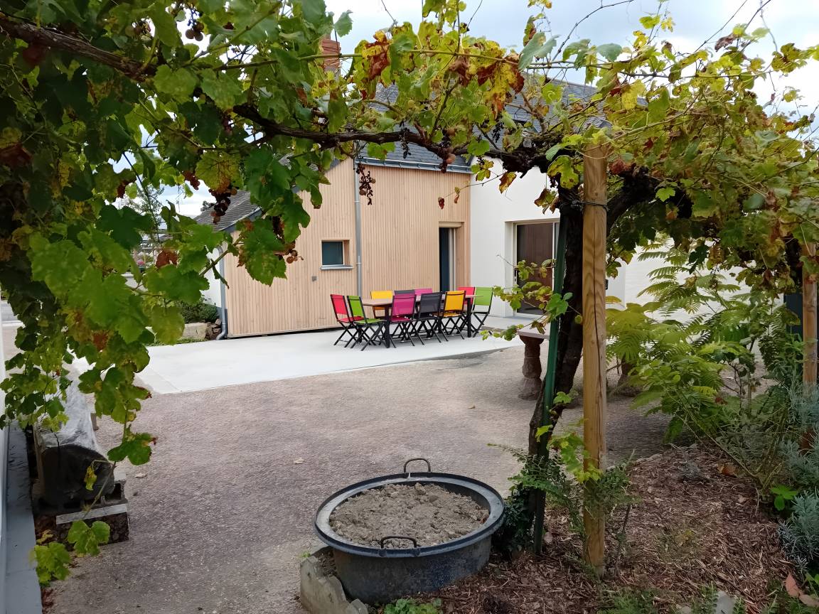 130 M² Talo ∙ 4 Makuuhuonetta ∙ 10 Vierasta - Segré