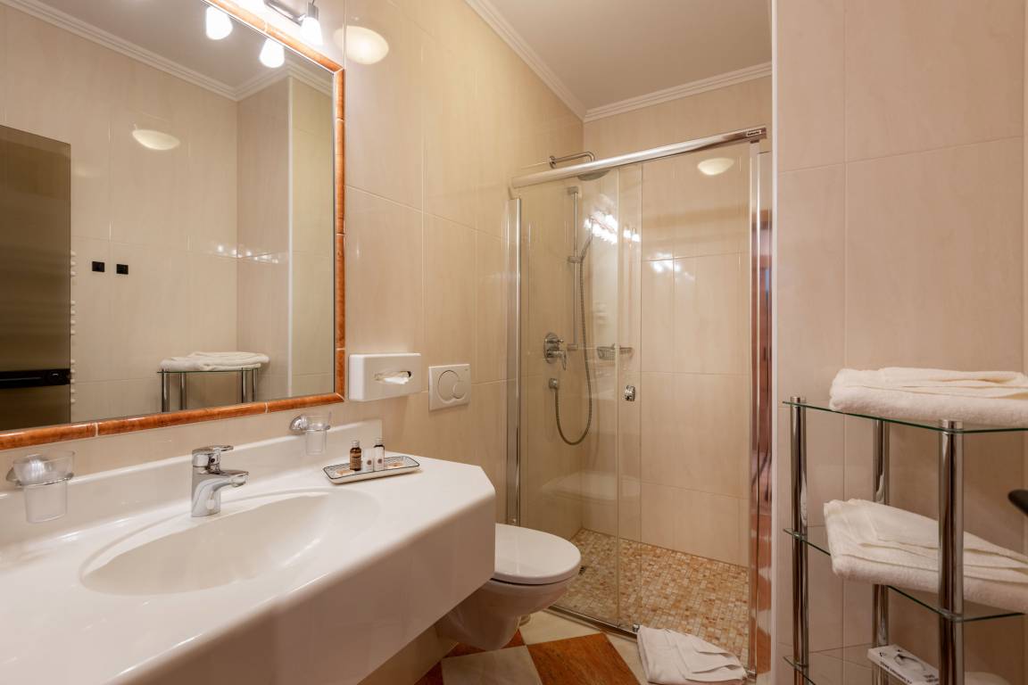 65 m² Ferienwohnung ∙ 2 Schlafzimmer ∙ 7 Gäste – Bild 9