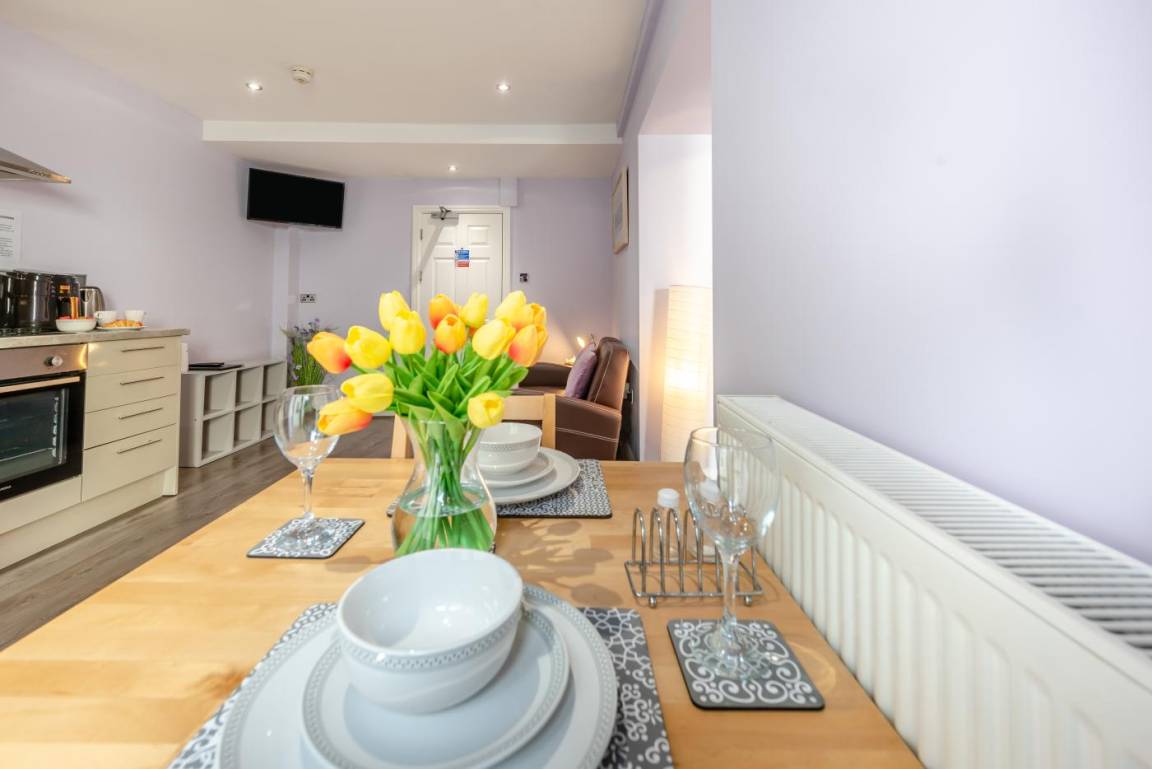 Apartment ∙ 1 Bedroom ∙ 2 Guests - Pembrokeshire