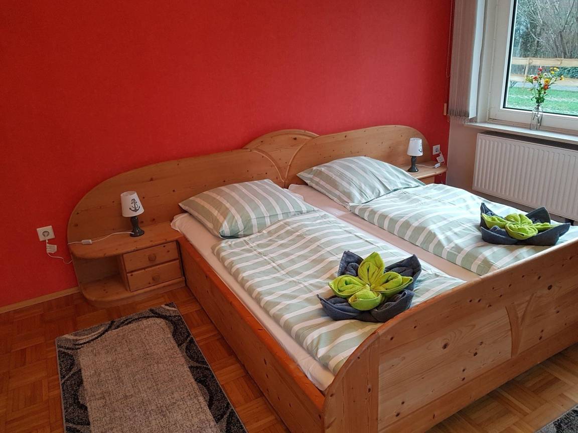 80 m² Ferienhaus ∙ 2 Schlafzimmer ∙ 4 Gäste – Bild 12