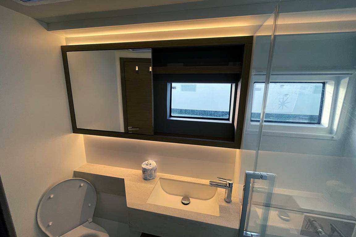 15 M² Casa Flotante ∙ 6 Habitaciones ∙ 12 Huéspedes - Trogir