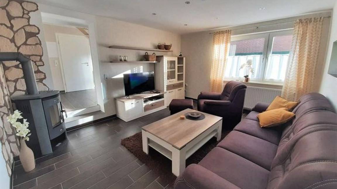 90 M² Ferienwohnung ∙ 2 Schlafzimmer ∙ 3 Gäste - Hachenburg