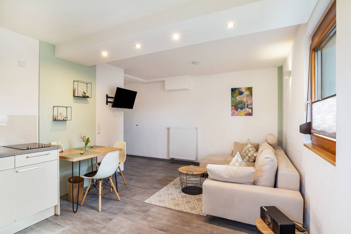 30 M² Ferienwohnung ∙ 1 Schlafzimmer ∙ 2 Gäste - Bretten
