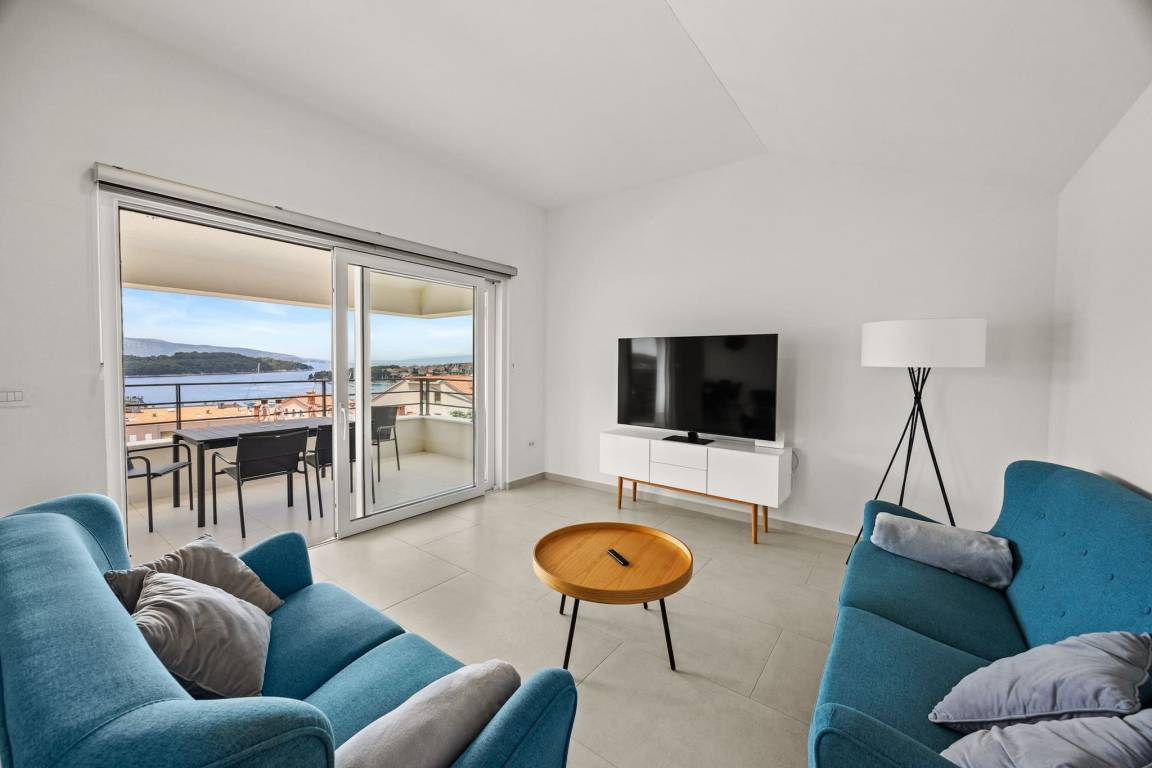 108 M² Appartamento Vacanza ∙ 3 Camere Da Letto ∙ 6 Ospiti - Cherso