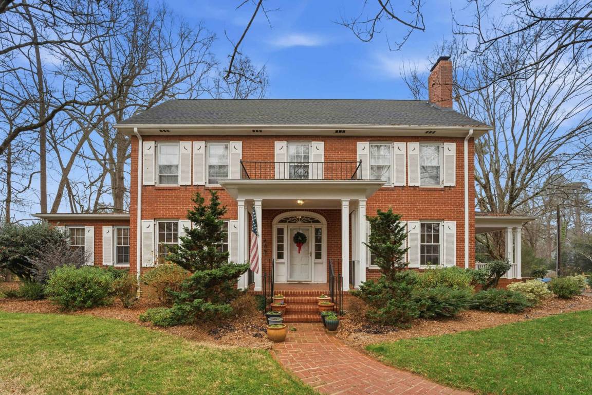 234 M² Apartment ∙ 5 Bedrooms ∙ 10 Guests - Davidson, NC