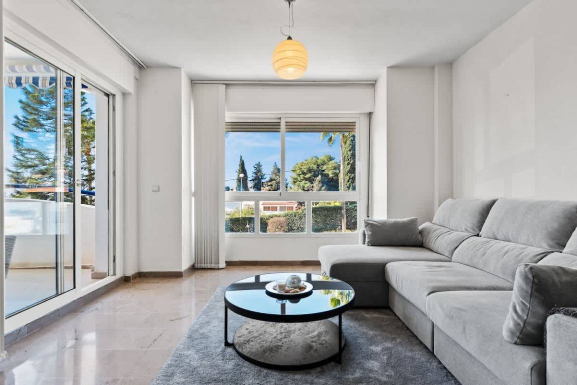 110 M² Apartment ∙ 2 Bedrooms ∙ 4 Guests - Benalmádena