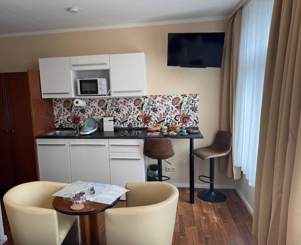 20 m² Ferienwohnung ∙ 1 Schlafzimmer ∙ 2 Gäste – Bild 10