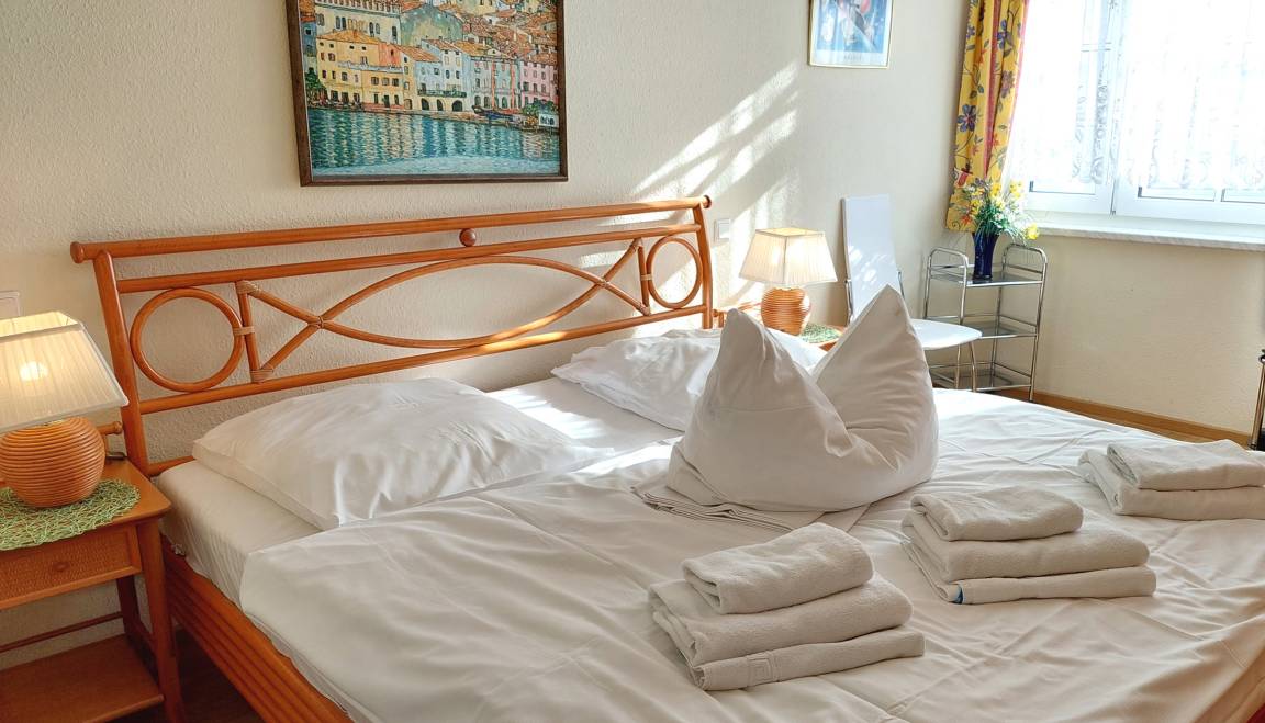 48 m² Ferienwohnung ∙ 1 Schlafzimmer ∙ 4 Gäste – Bild 9