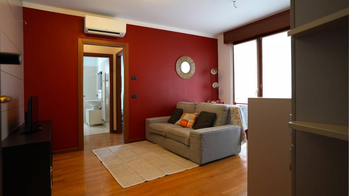 54 M² Apartment ∙ 1 Bedroom ∙ 2 Guests - Monza