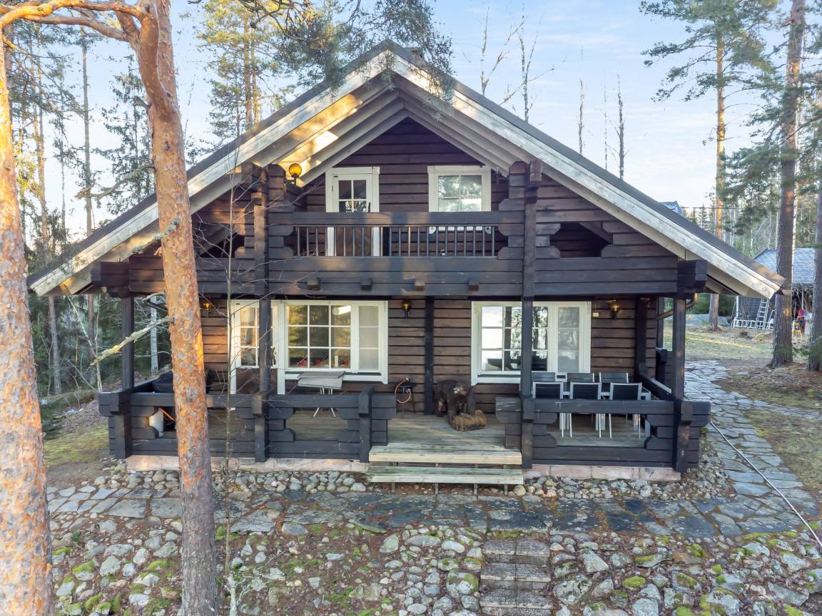 75 M² Talo ∙ 1 Makuuhuone ∙ 8 Vierasta - Kangasala