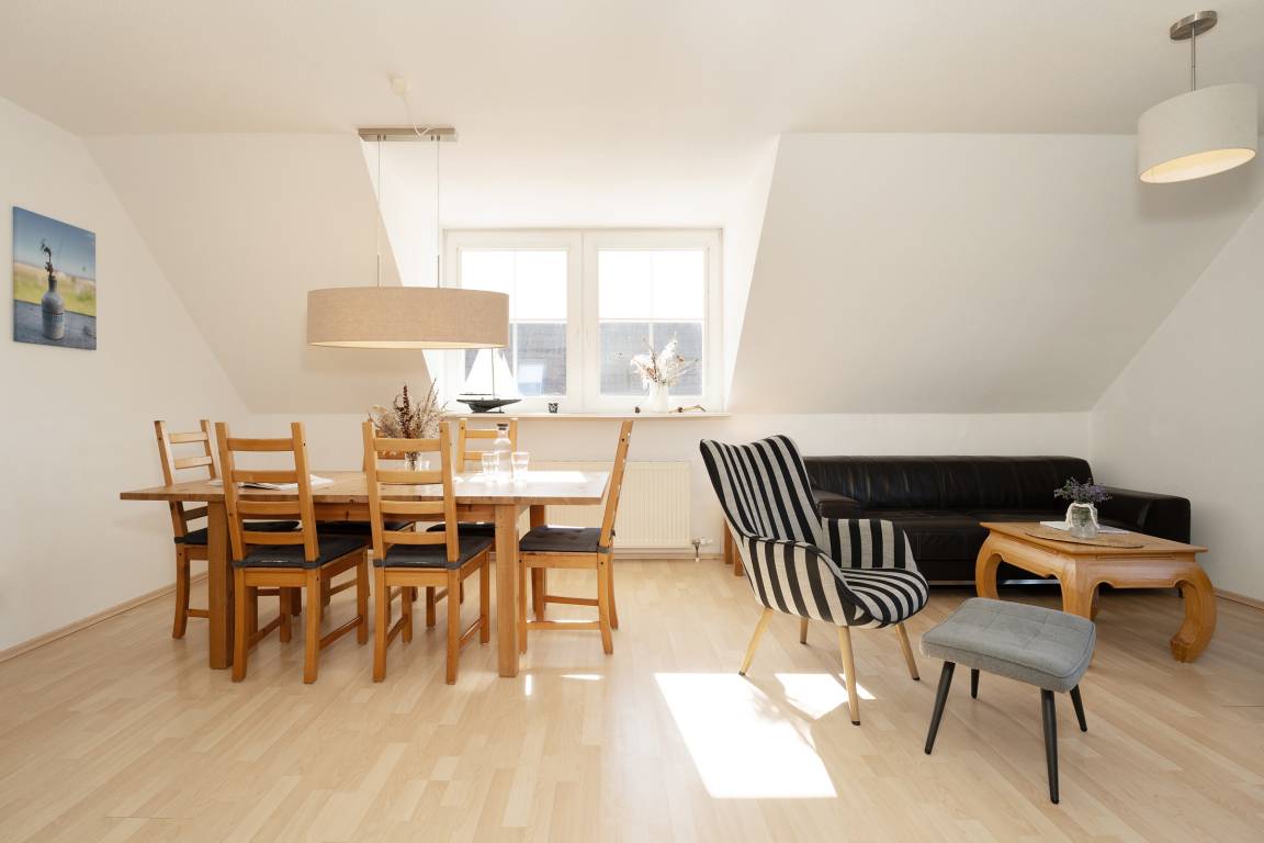 73 m² Ferienwohnung ∙ 2 Schlafzimmer ∙ 4 Gäste – Bild 8