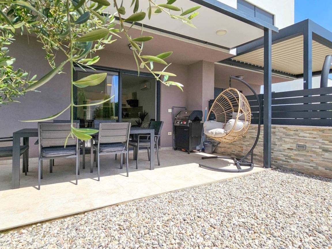 82 M² Ferienhaus ∙ 3 Schlafzimmer ∙ 6 Gäste - Novigrad