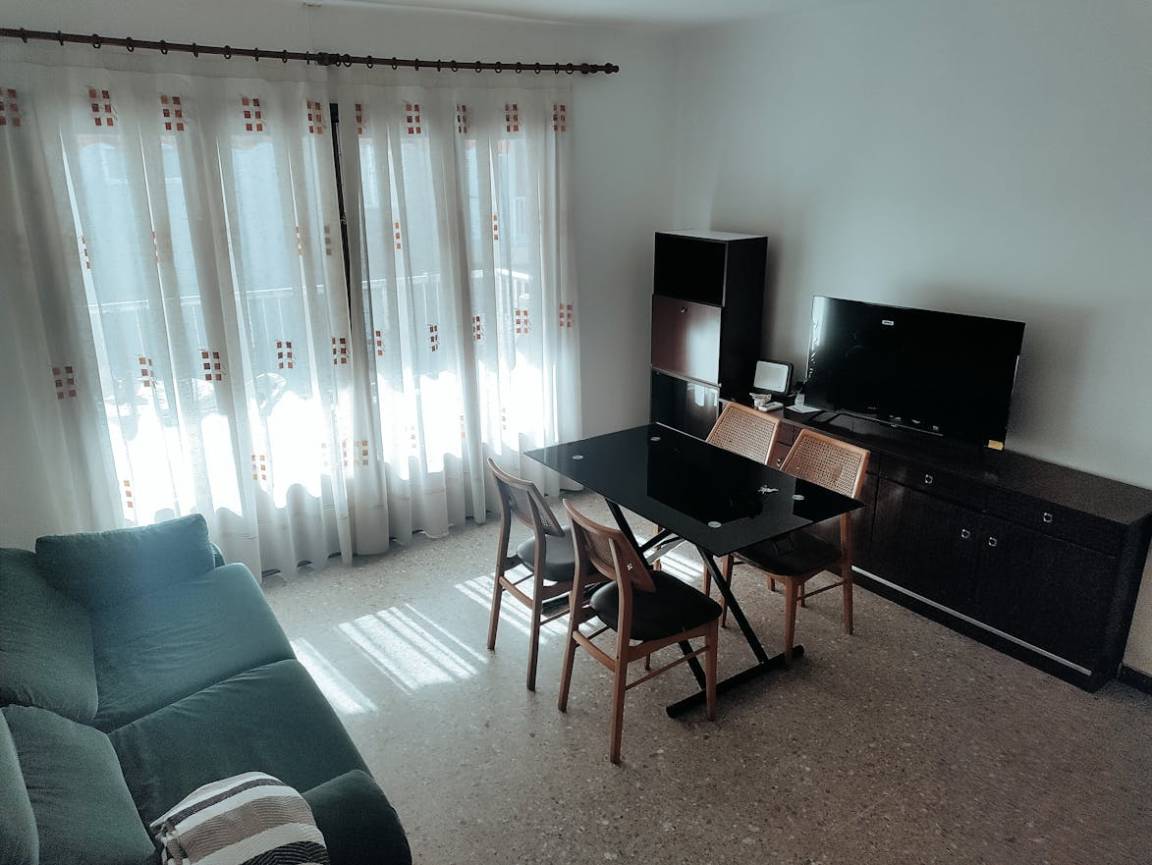 67 M² Apartamento ∙ 3 Habitaciones ∙ 4 Huéspedes - El Perelló