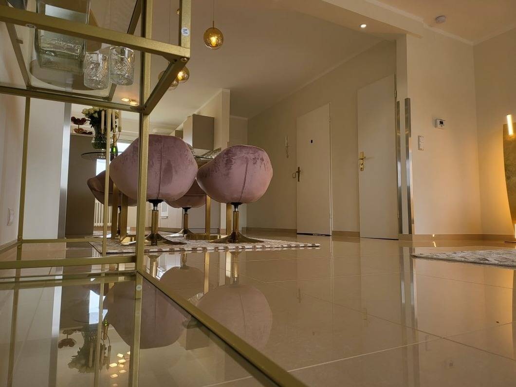 100 m² Ferienwohnung ∙ 2 Schlafzimmer ∙ 4 Gäste – Bild 11