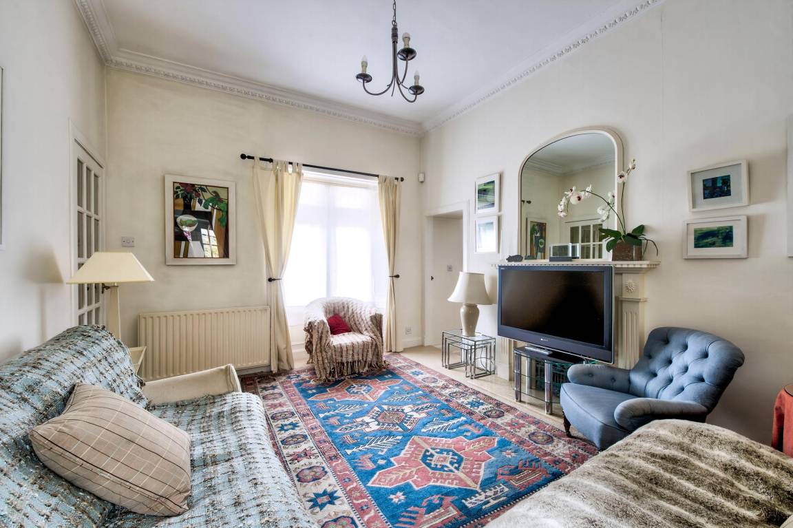70 M² House ∙ 2 Bedrooms ∙ 4 Guests - Edinburgh