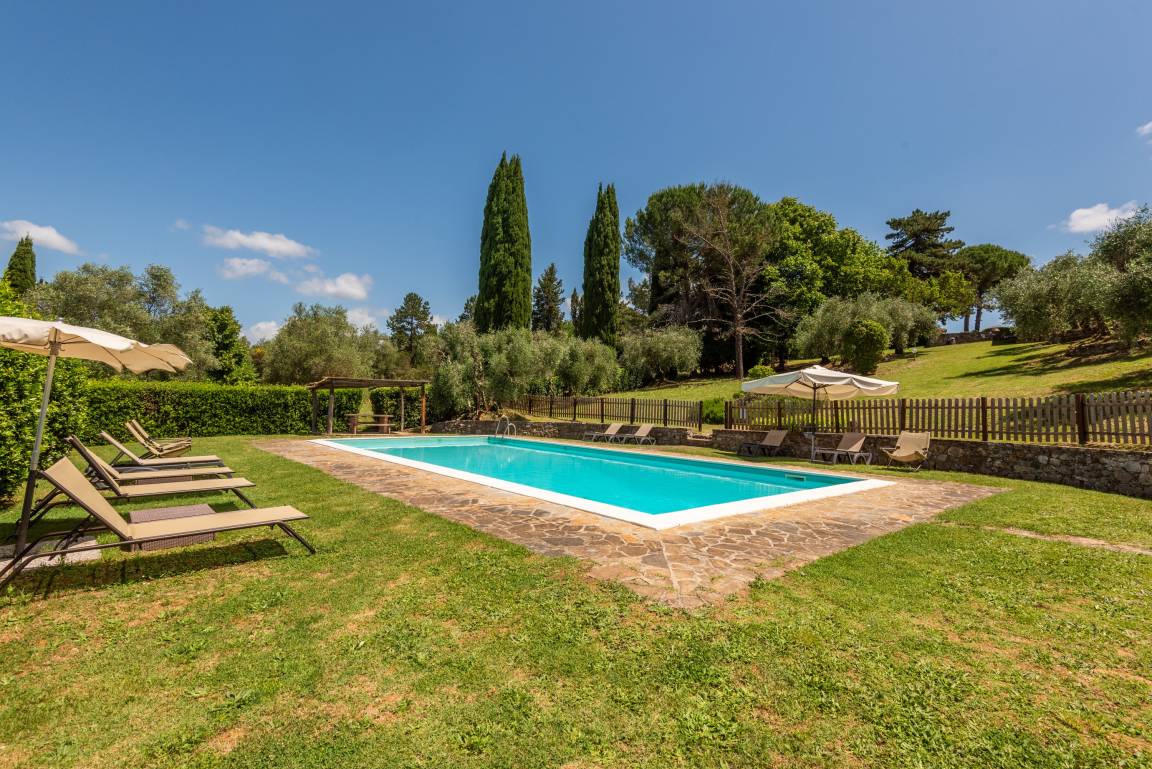 200 M² Villa ∙ 6 Habitaciones ∙ 10 Huéspedes - Siena