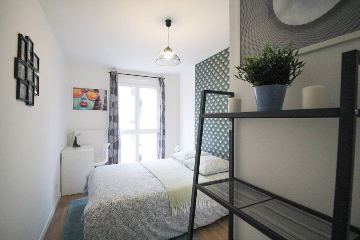 91 M² Chambre Privée ∙ 1 Chambre ∙ 4 Personnes - Clichy