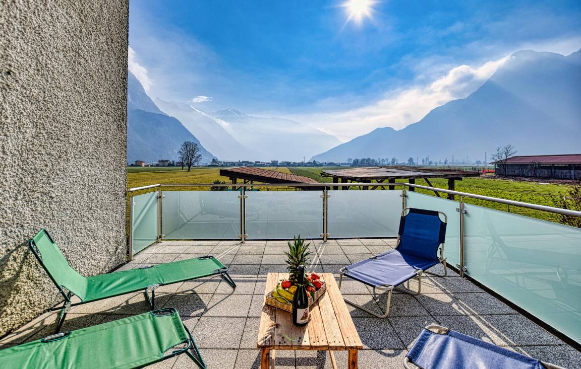 70 M² Ferienwohnung ∙ 3 Schlafzimmer ∙ 5 Gäste - Chiavenna