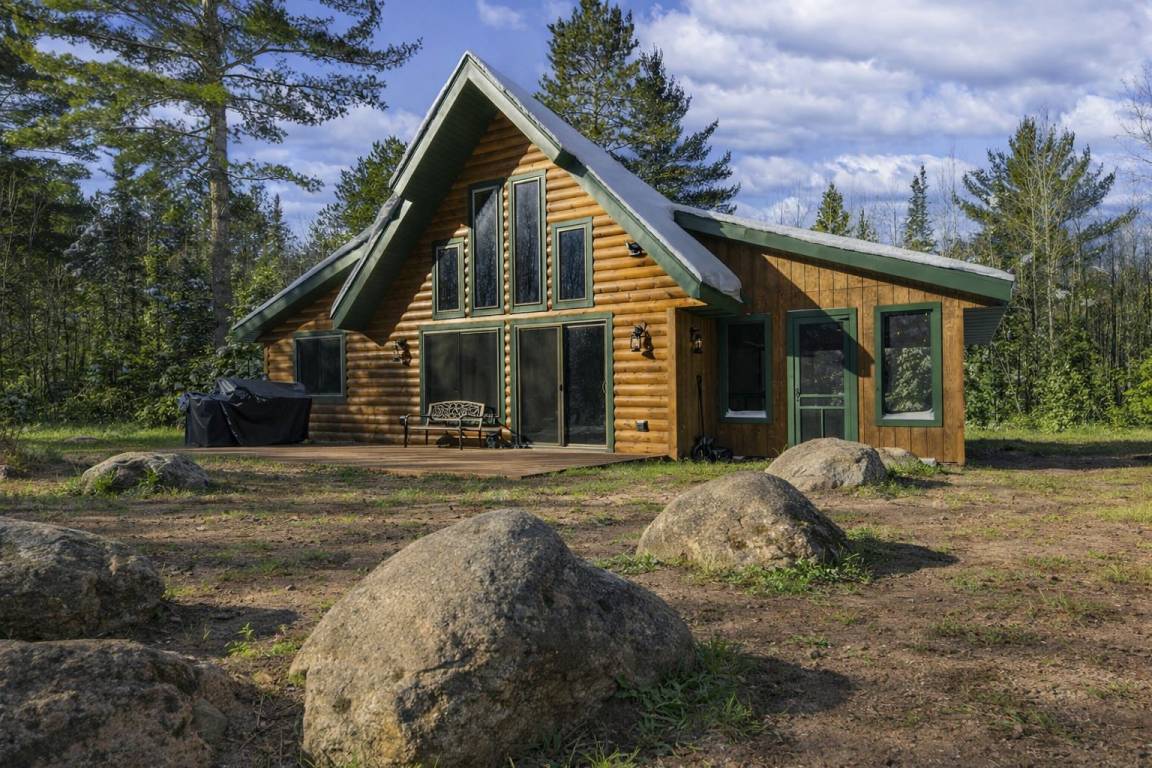 121 M² Cabin ∙ 2 Bedrooms ∙ 4 Guests - Wisconsin
