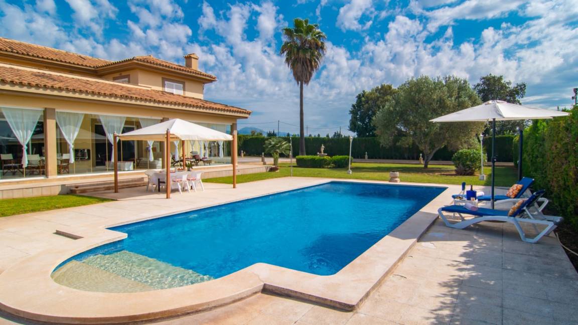 70 M² Casa De Campo ∙ 1 Habitación ∙ 2 Huéspedes - Inca