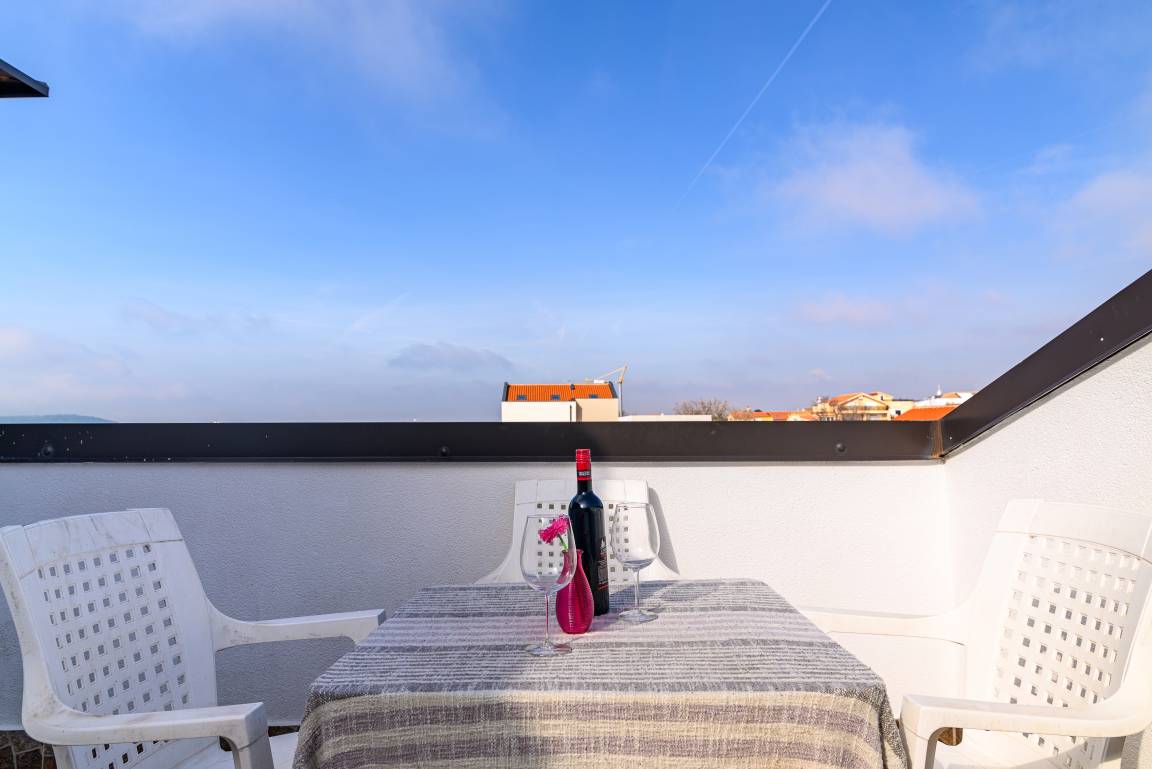 142 M² Huis ∙ 5 Slaapkamers ∙ 10 Gasten - Premantura
