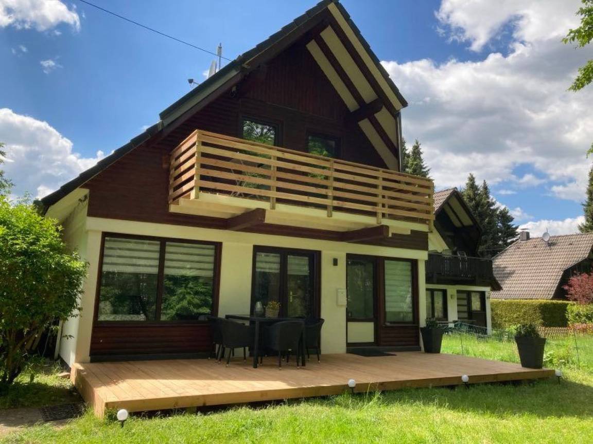 75 M² Casa ∙ 3 Habitaciones ∙ 6 Huéspedes - Frielendorf