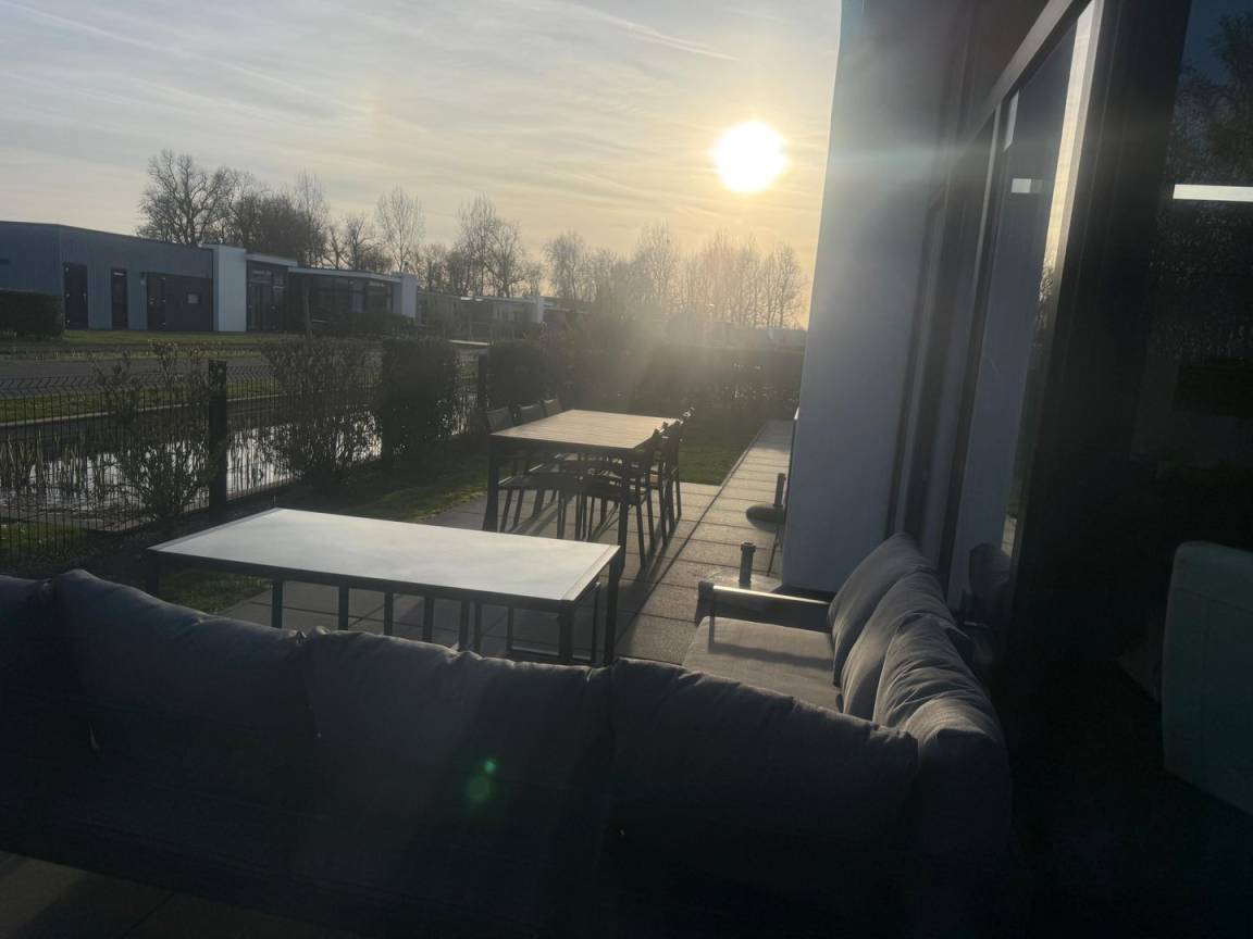 78 M² Ferienhaus ∙ 3 Schlafzimmer ∙ 6 Gäste - Cadzand