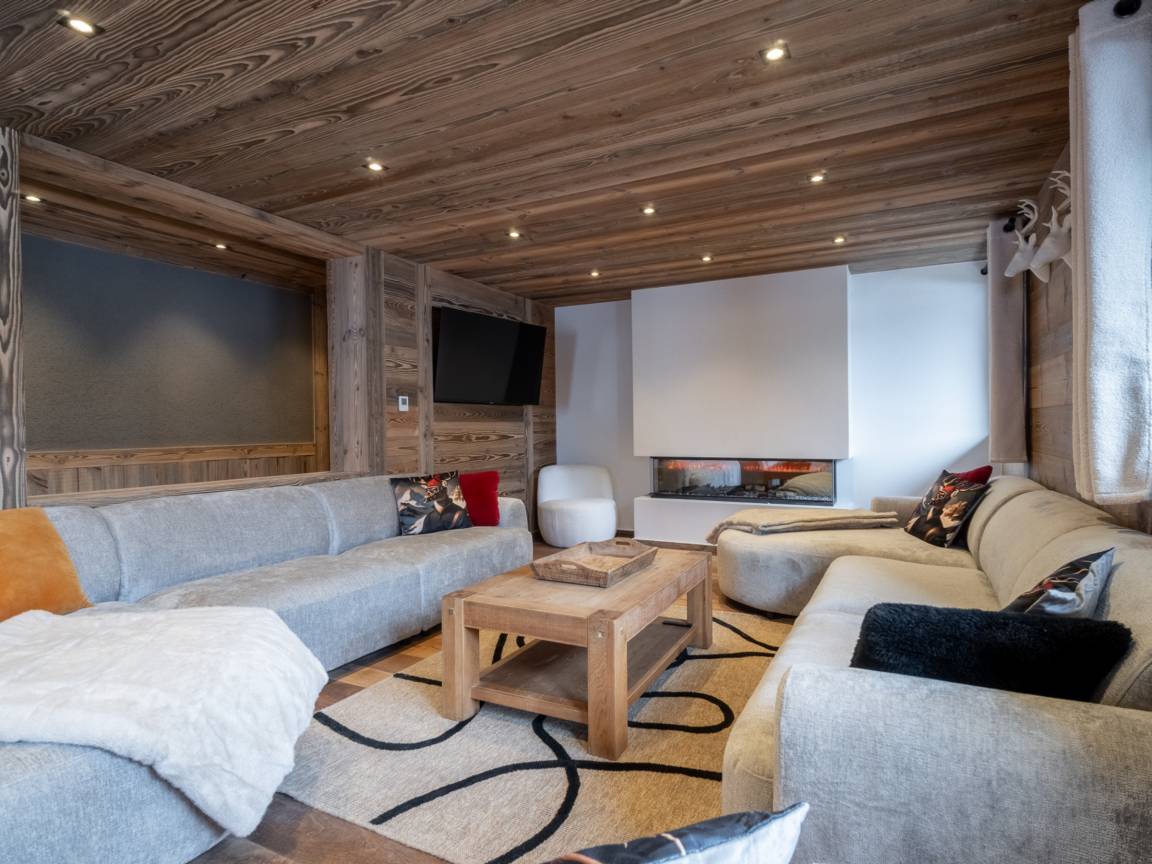 320 M² Chalet ∙ 7 Bedrooms ∙ 14 Guests - Morzine
