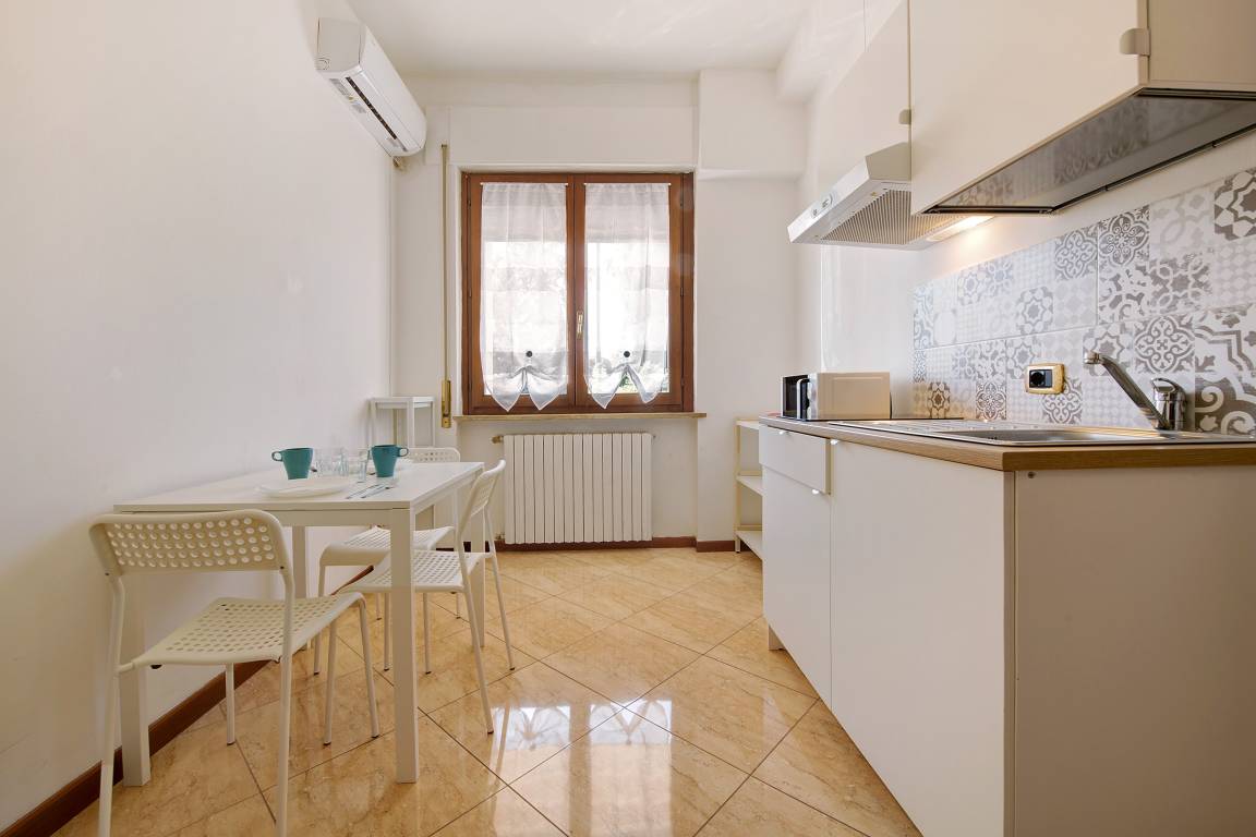 30 M² Apartamento ∙ 1 Habitación ∙ 2 Huéspedes - Peschiera del Garda