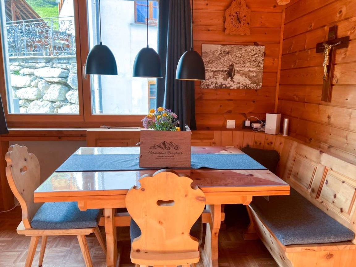 95 M² Appartement ∙ 6 Personnes - Müstair