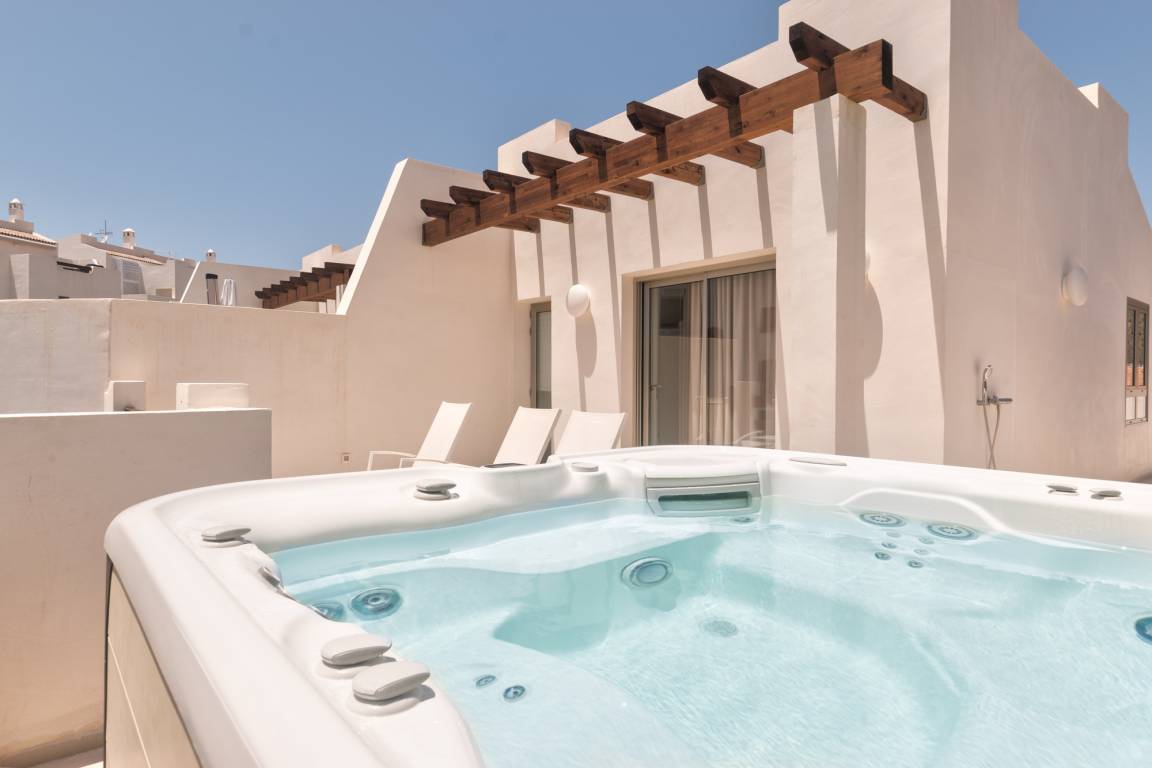 246 M² Casa ∙ 3 Habitaciones ∙ 6 Huéspedes - Los Cristianos