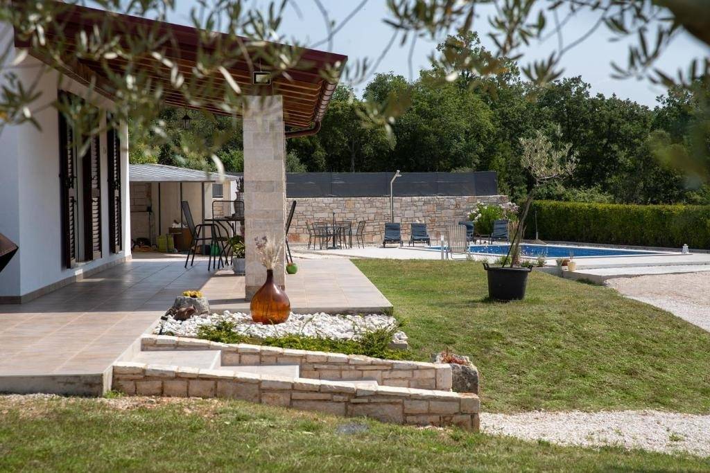 92 M² House ∙ 2 Bedrooms ∙ 4 Guests - Rovinj