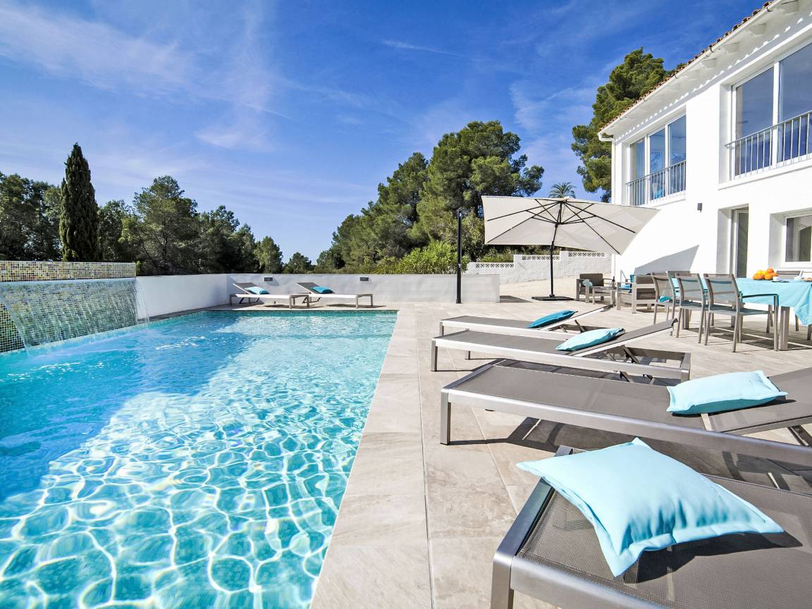 190 M² House ∙ 4 Bedrooms ∙ 8 Guests - Calp