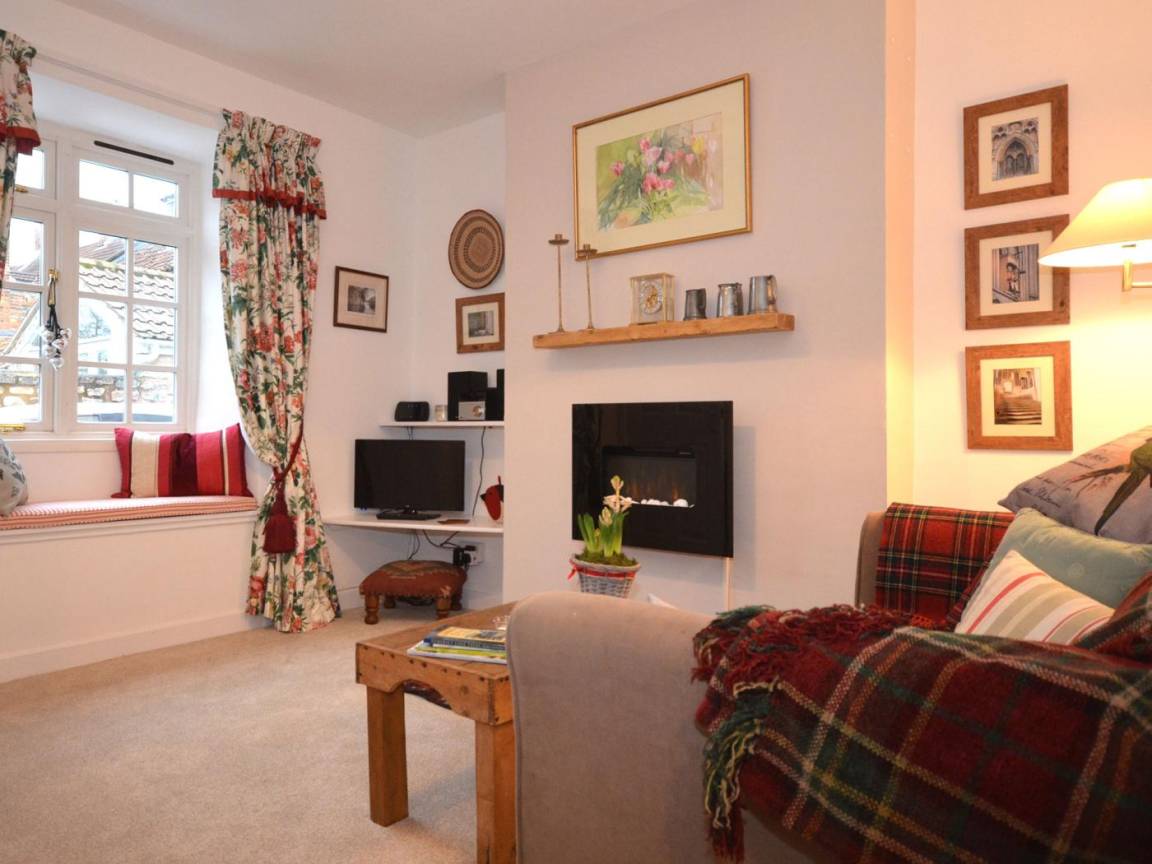 Cottage ∙ 2 Bedrooms ∙ 3 Guests - Cheddar