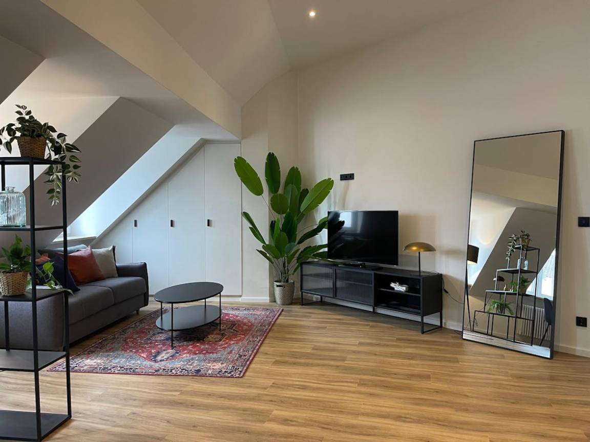 45 M² Ferienwohnung ∙ 1 Schlafzimmer ∙ 2 Gäste - München