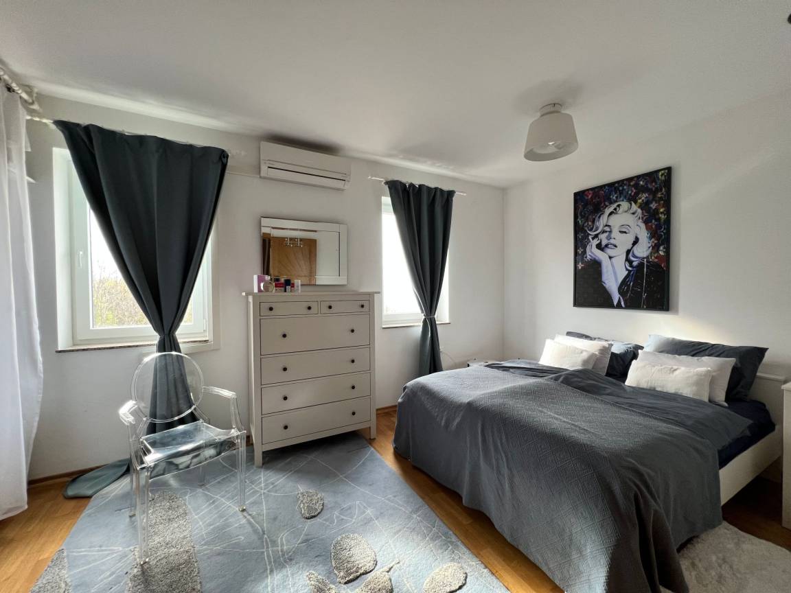 80 M² Apartment ∙ 2 Bedrooms ∙ 4 Guests - Opatija