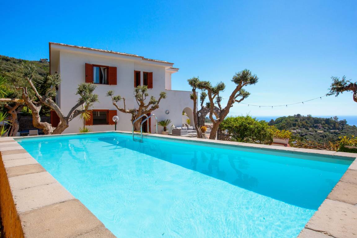 Villa ∙ 5 Chambres ∙ 10 Personnes - Massa Lubrense