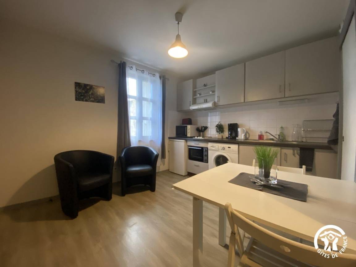 30 m&sup2; G&icirc;te 1 Schlafzimmer 2 G&auml;ste