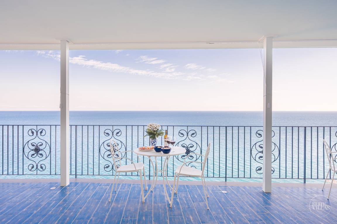 300 M² Villa ∙ 3 Habitaciones ∙ 7 Huéspedes - Amalfi Coast