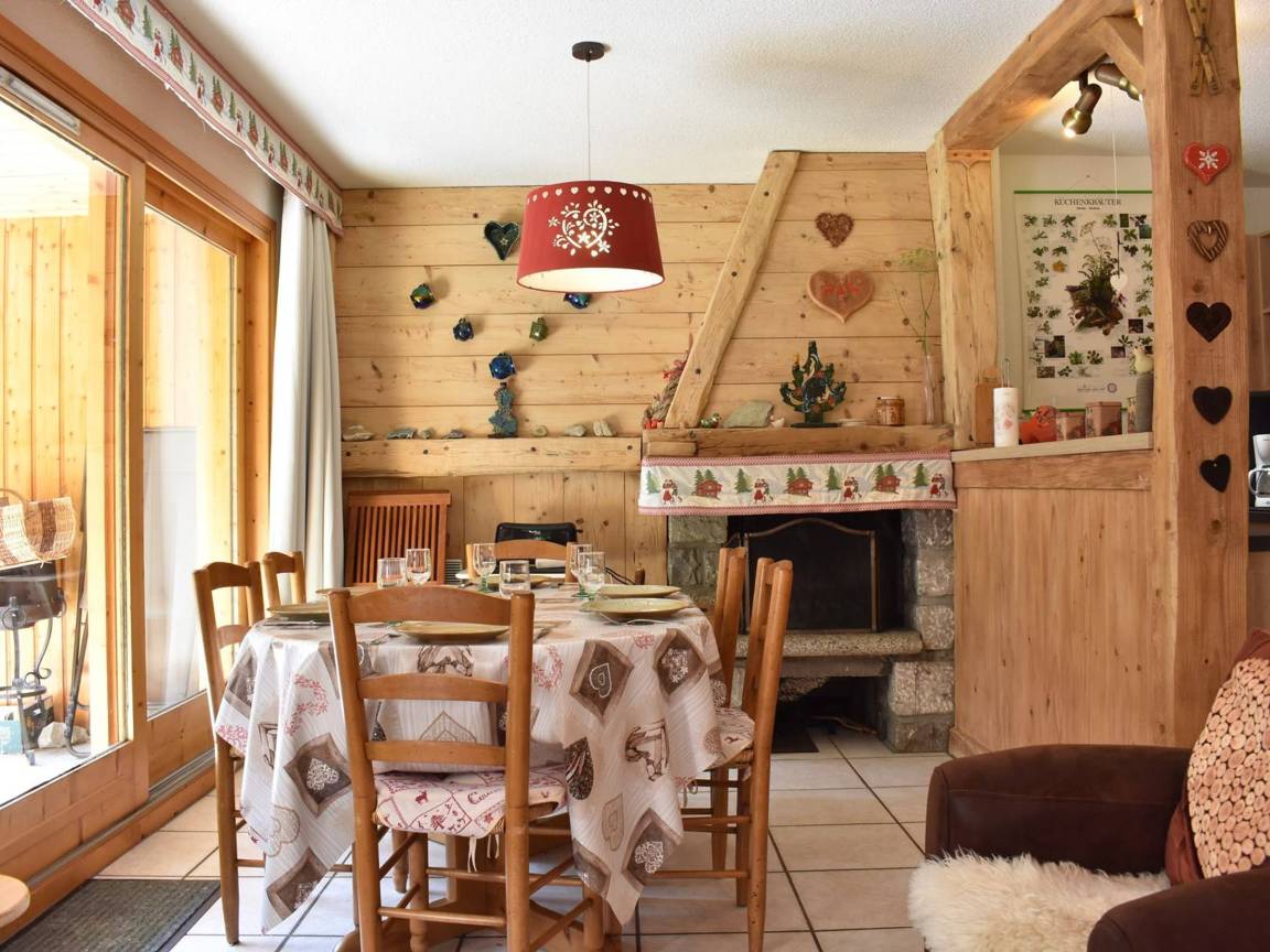 68 M² Ferienwohnung ∙ 2 Schlafzimmer ∙ 6 Gäste - Méribel