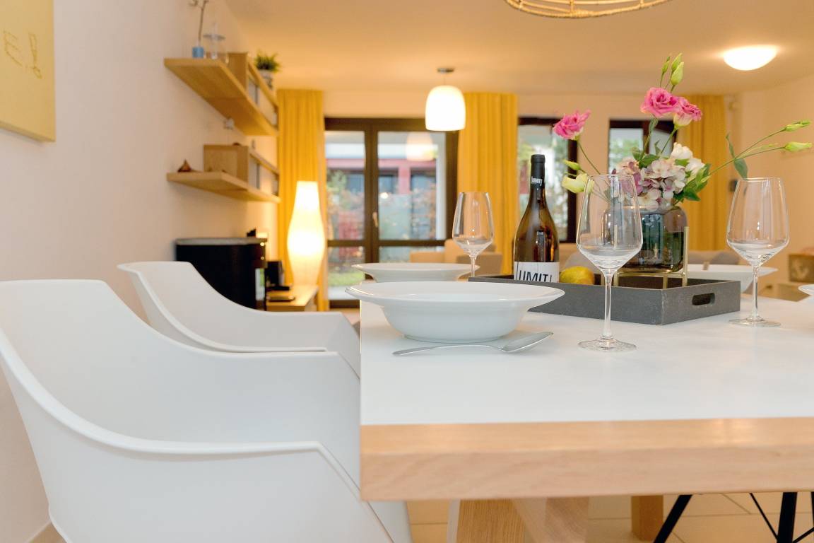 100 m² Ferienwohnung ∙ 2 Schlafzimmer ∙ 4 Gäste – Bild 4