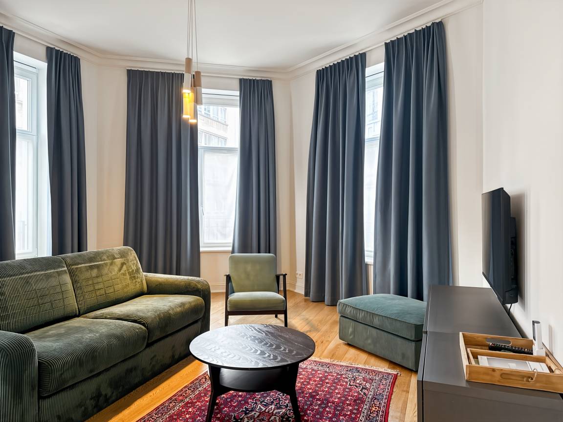 110 M² Apartment ∙ 3 Bedrooms ∙ 6 Guests - Ukkel