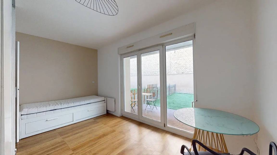 17 M² Ferienwohnung ∙ 1 Schlafzimmer ∙ 1 Gast - Strassburg