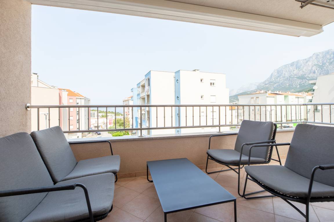 82 M² Apartament ∙ 3 Sypialnie ∙ 6 Gości - Makarska