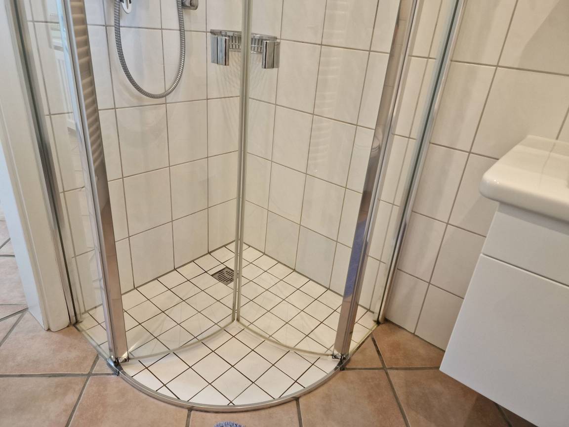 44 m² Ferienwohnung ∙ 1 Schlafzimmer ∙ 2 Gäste – Bild 10