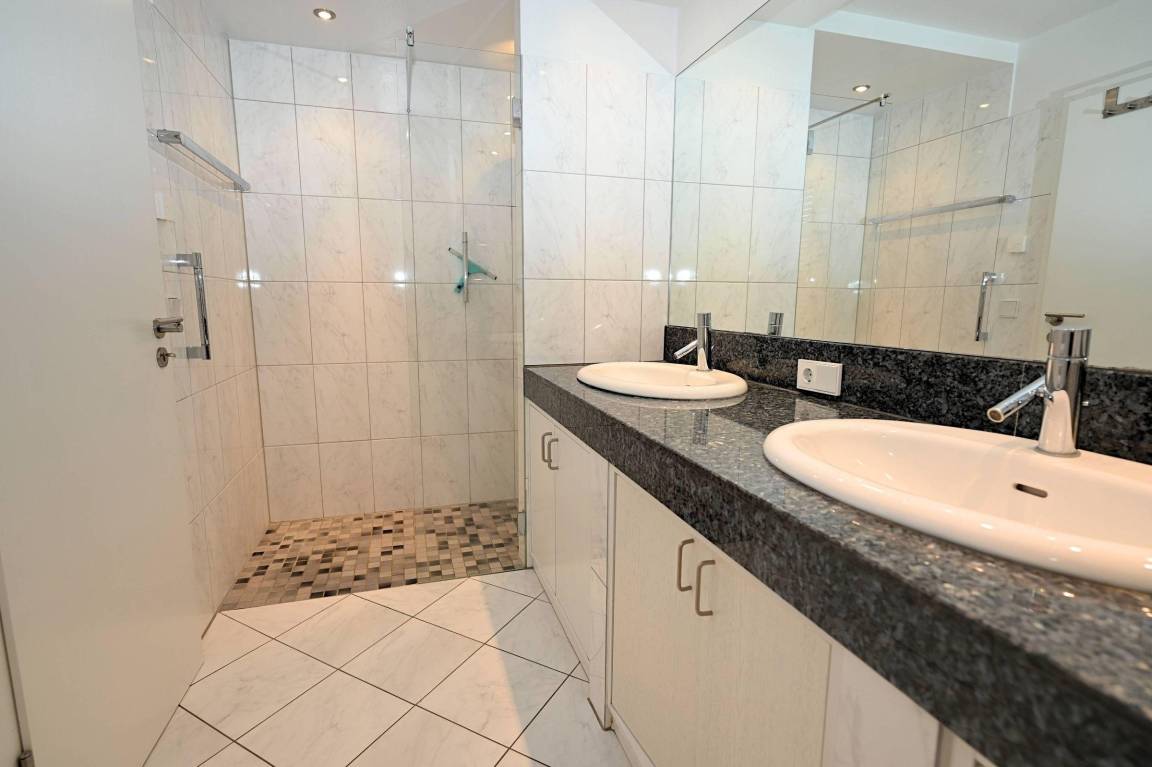 95 m² Ferienwohnung ∙ 2 Schlafzimmer ∙ 5 Gäste – Bild 14